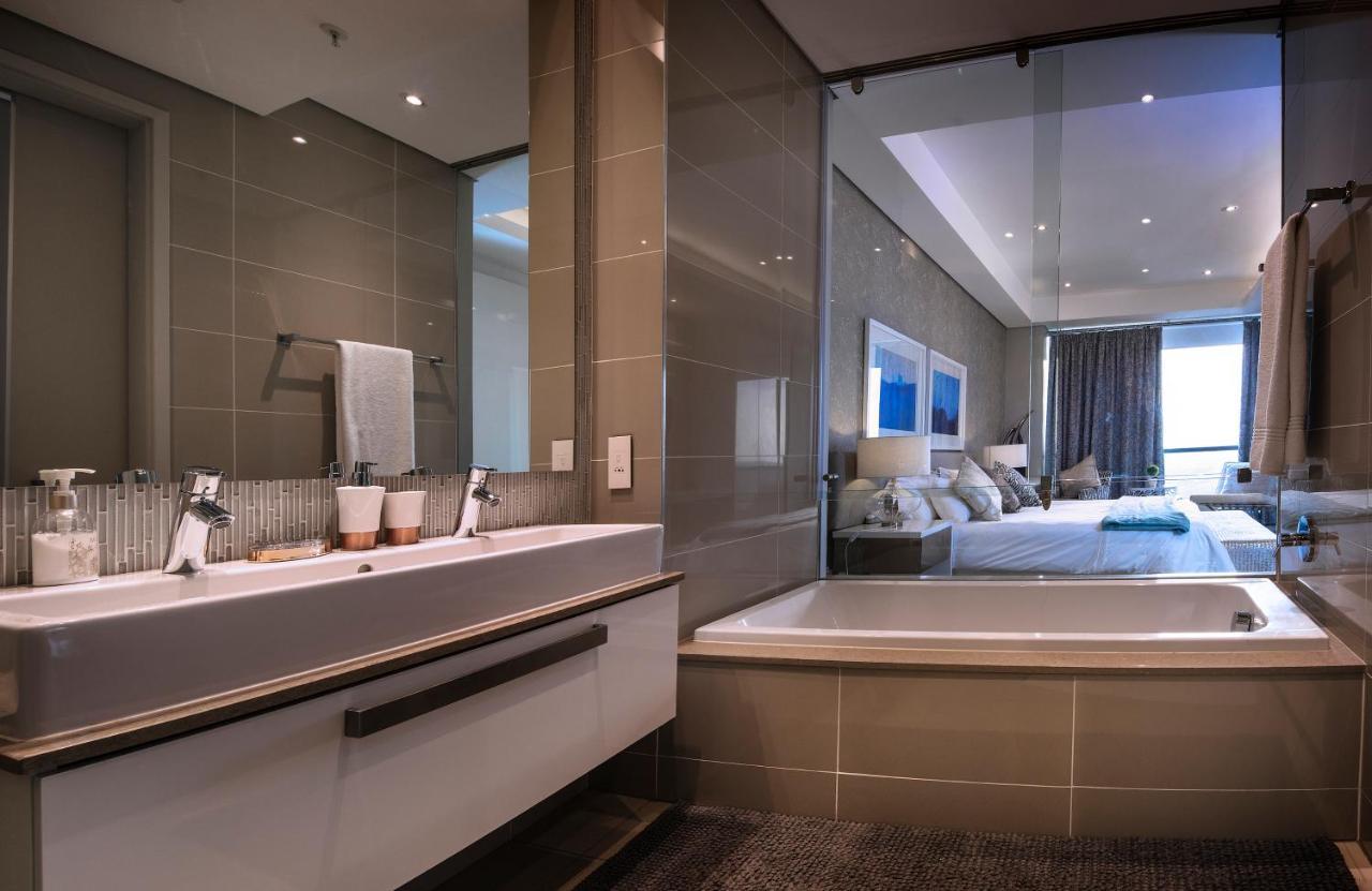 Sandton Skye Premium Suites & Penthouses Johannesburg Exterior photo