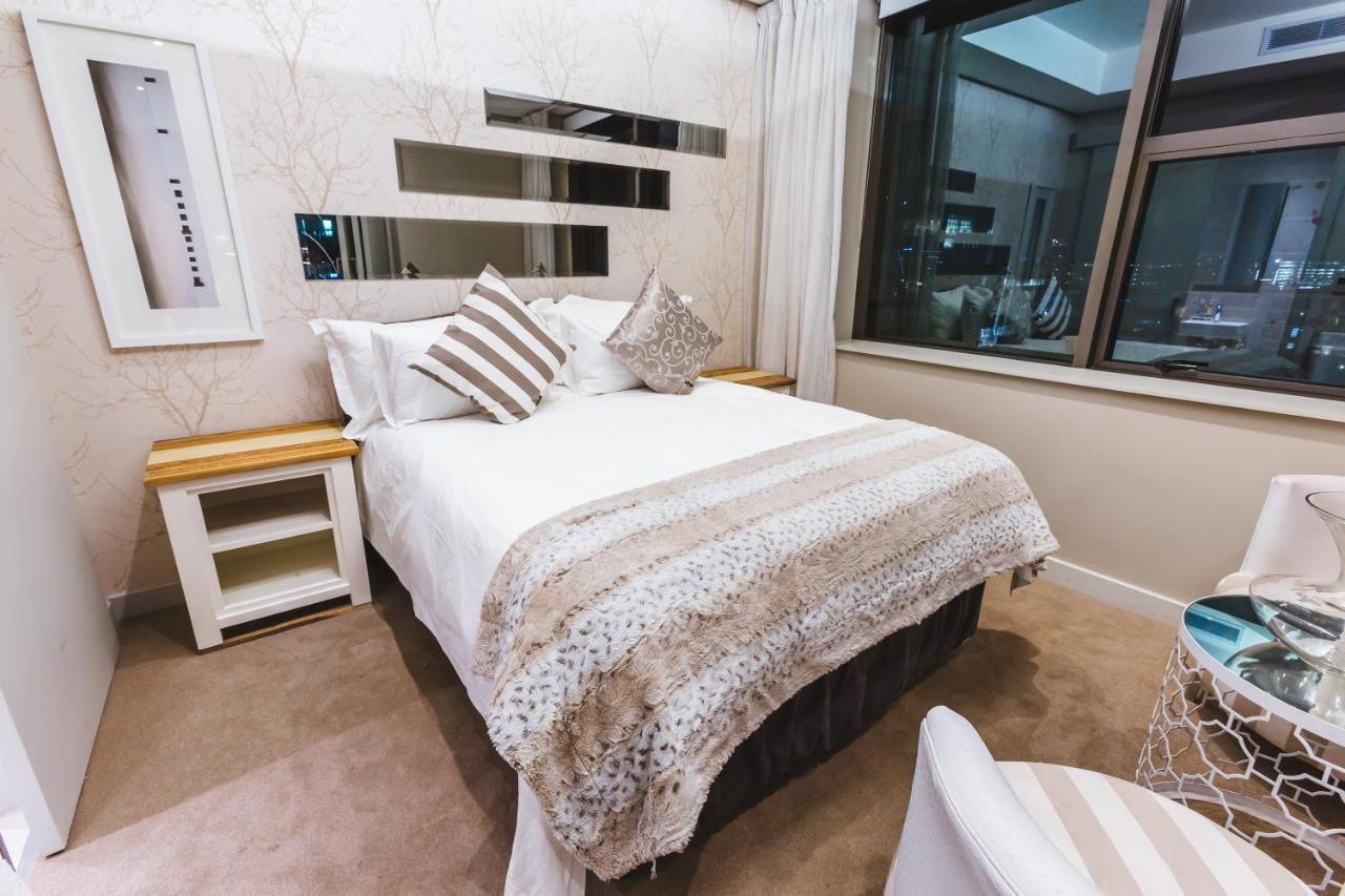 Sandton Skye Premium Suites & Penthouses Johannesburg Exterior photo